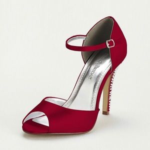 David’s Bridal Giuliana Dyeable Heel